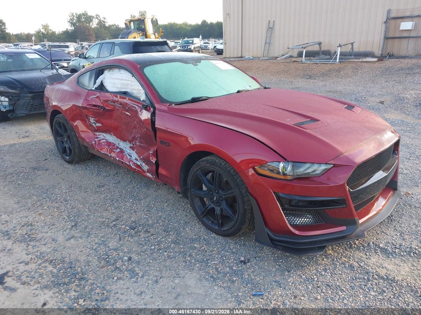 FORD MUSTANG - zdjęcie 1