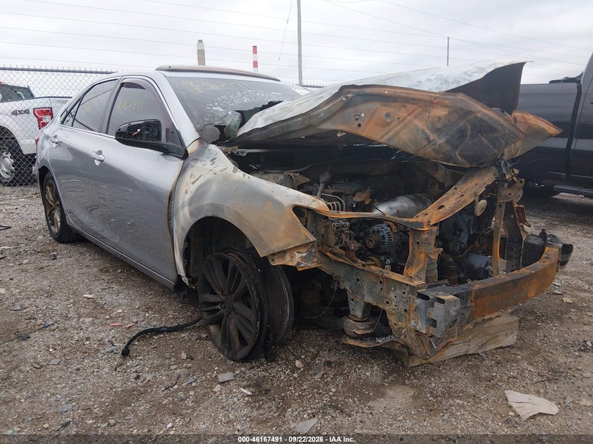2016 Toyota Camry SE