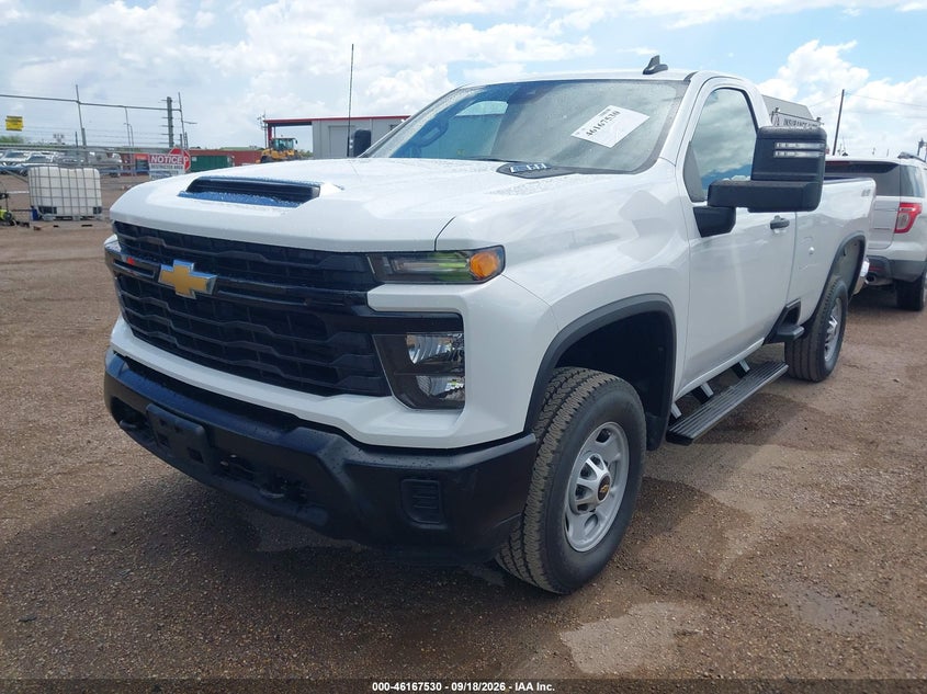 2024 Chevrolet Silverado, Удар ззаду, IAAI, VIN 1GB0WLE71RF212054 — фото 2