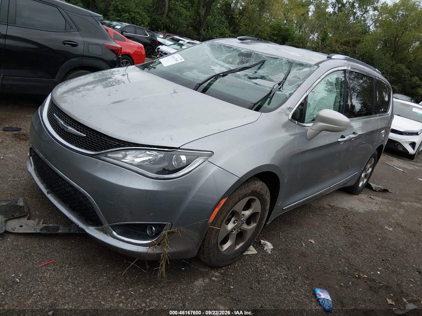 Vin: 2c4rc1eg0hr659904, lot: 46667442, chrysler pacifica touring-l plus 20172