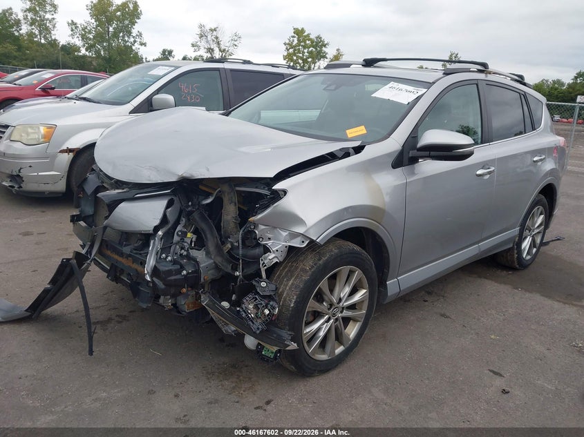 2017 Toyota RAV 4, Удар спереду, IAAI, VIN 2T3DFREV1HW555071 — фото 2