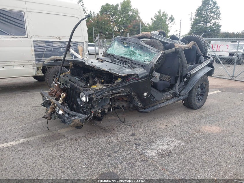 2008 Jeep Wrangler, Перекидання, IAAI, VIN 1J4FA24168L601715 — фото 2
