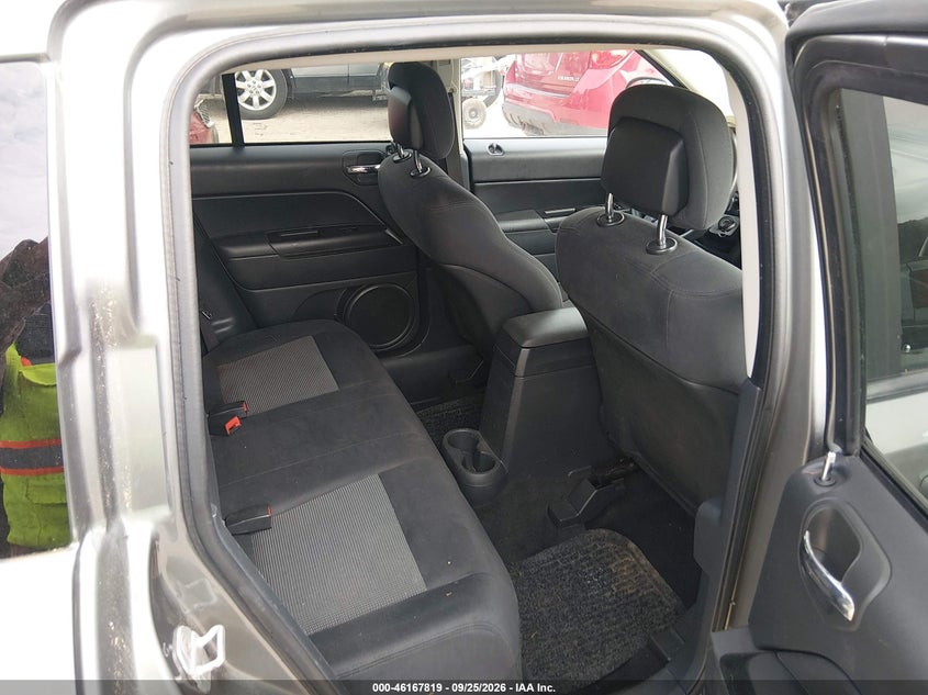 2011 JEEP COMPASS · Фото 8