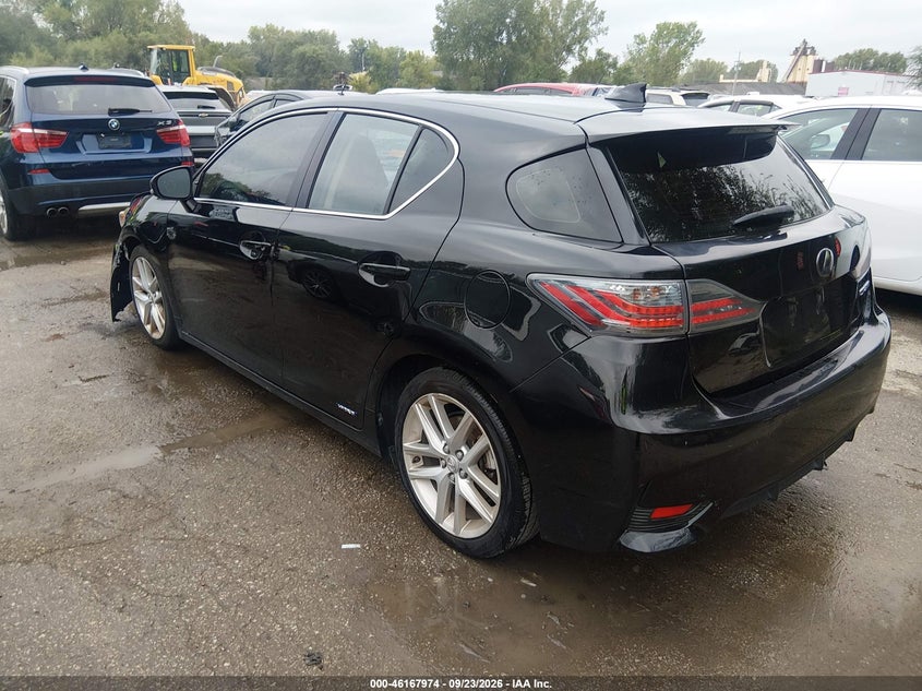 Vin: jthkd5bh8f2236355, lot: 46667816, lexus ct 200h 20153