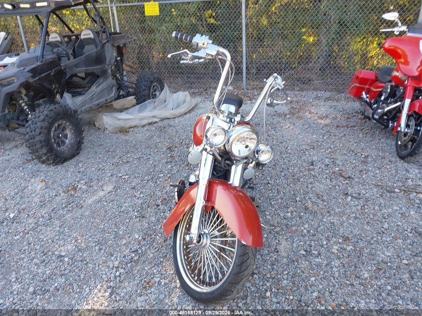 HARLEY-DAVIDSON FLSTCI 2005