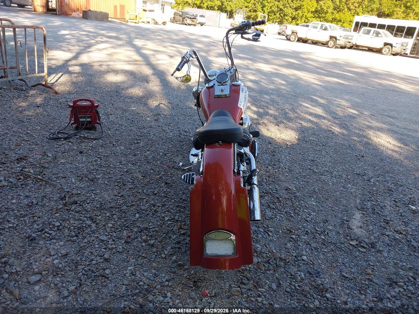 HARLEY-DAVIDSON FLSTCI 2005
