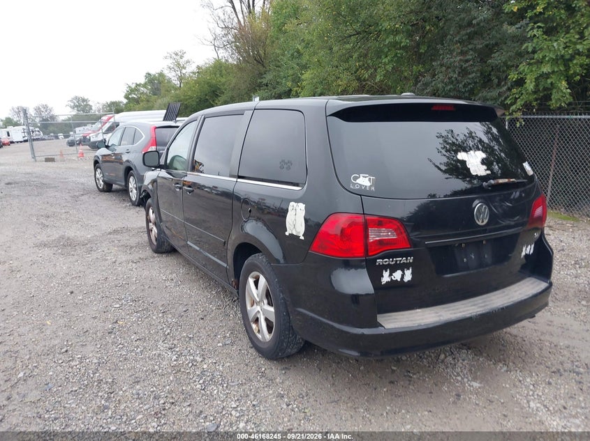 Vin: 2v4rw3d12ar360059, lot: 46668087, volkswagen routan se 20103