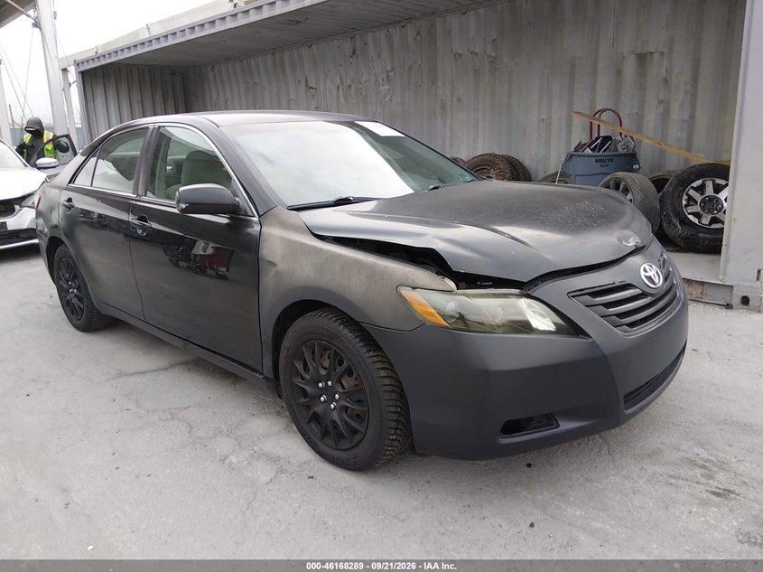 2009 TOYOTA CAMRY LE