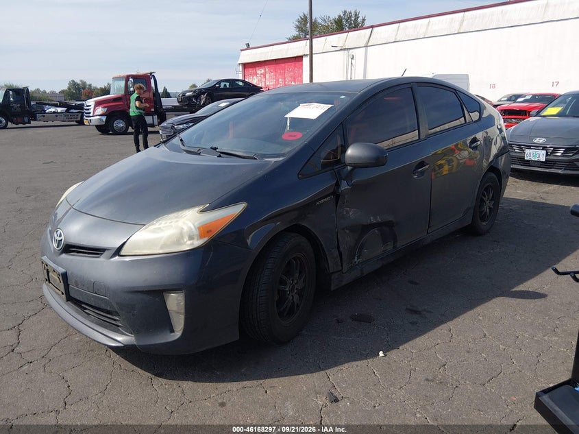 Vin: jtdkn3du0d5584692, lot: 46668139, toyota prius three 20132