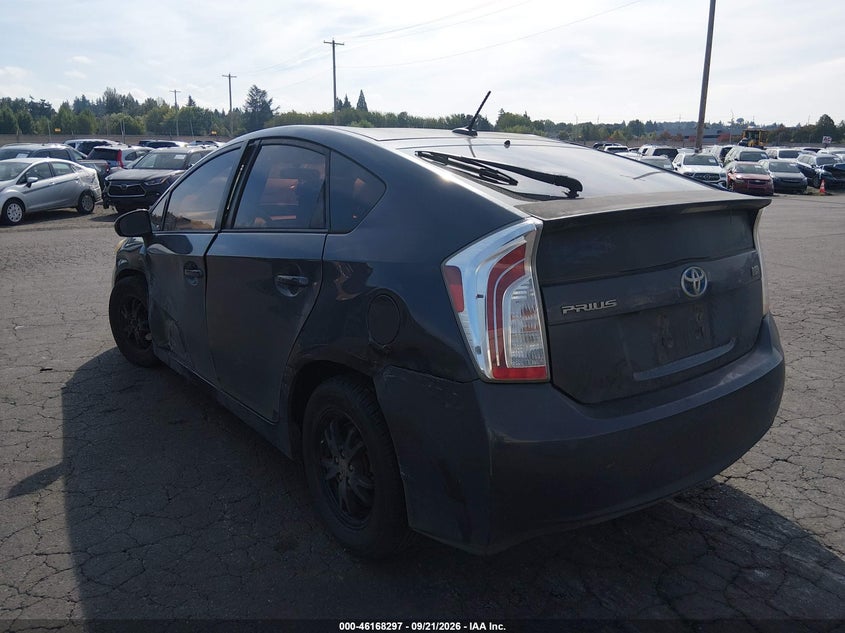 Vin: jtdkn3du0d5584692, lot: 46668139, toyota prius three 20133