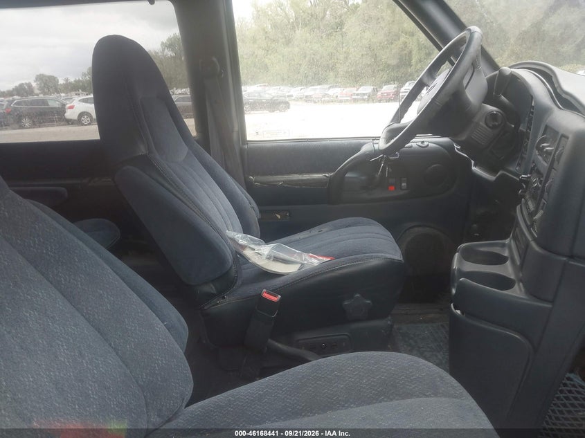 CHEVROLET ASTRO 1998 VIN 1GNEL19W0WB172026