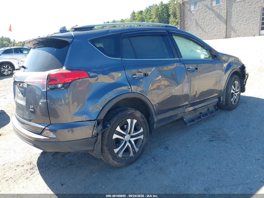 Vin: jtmbfrev3hj142252, lot: 46668448, toyota rav4 le 20174