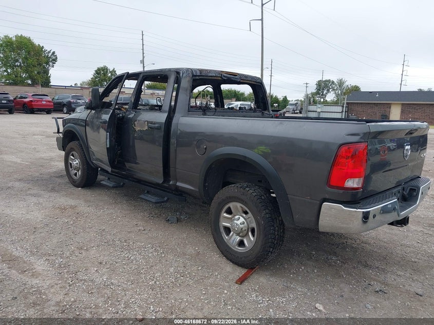 Vin: 3c6ur5cj8jg126622, lot: 46668514, ram 2500 tradesman  4x4 6'4 box 20183