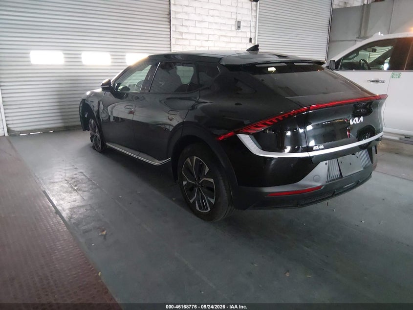 Vin: kndc34laxr5172083, lot: 46668618, kia ev6 light long range 20243