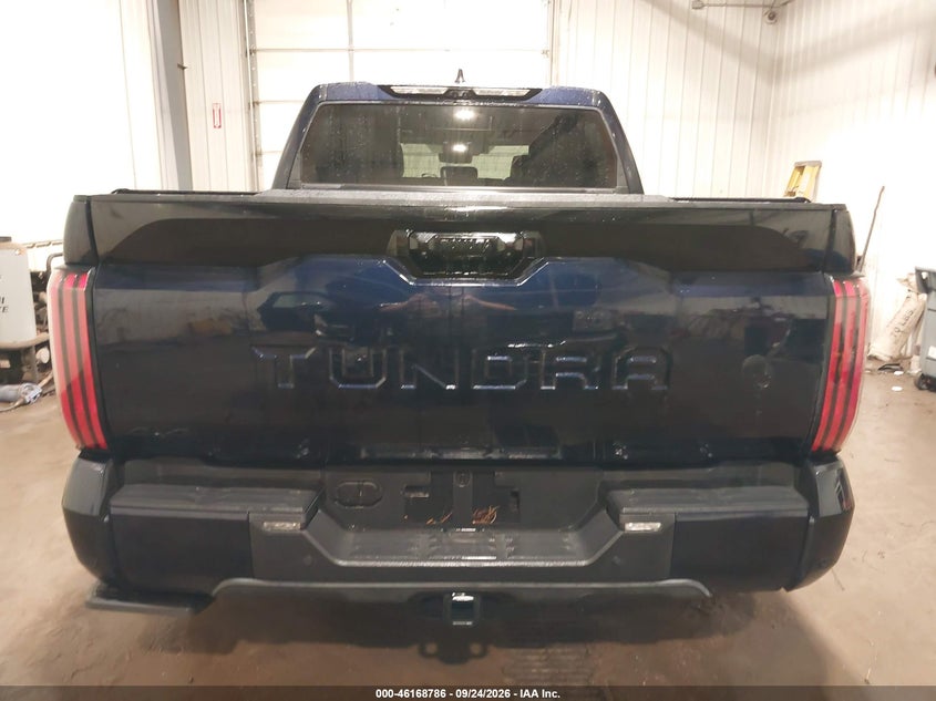 TOYOTA TUNDRA - zdjęcie 17