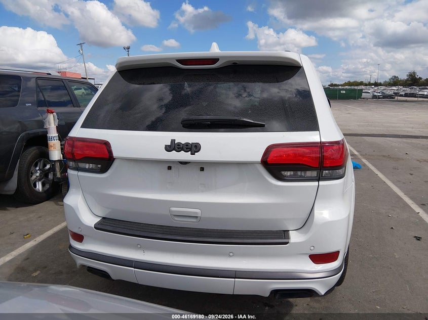 JEEP GRAND CHEROKEE - zdjęcie 17