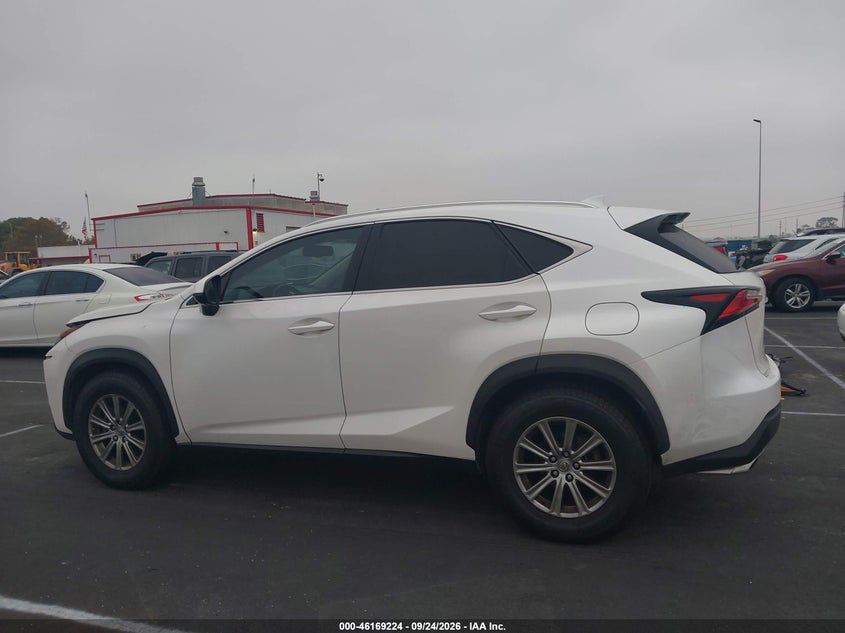 LEXUS NX 200T - zdjęcie 16