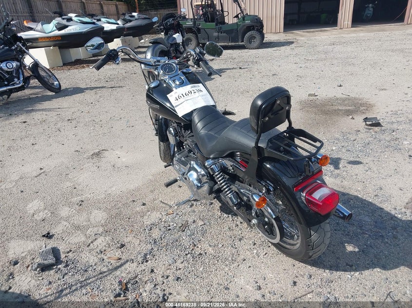 HARLEY-DAVIDSON FXDC 2014