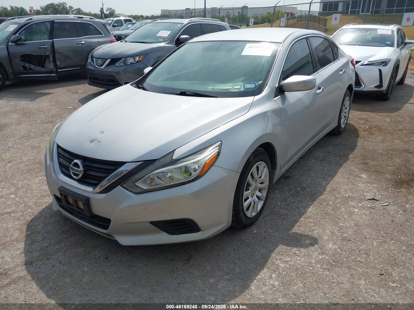 2016 Nissan Altima 2.5 S, Right Side, IAAI, VIN 1N4AL3AP4GN357404 — photo 2
