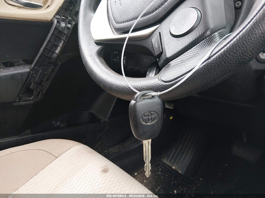 TOYOTA COROLLA - zdjęcie 11