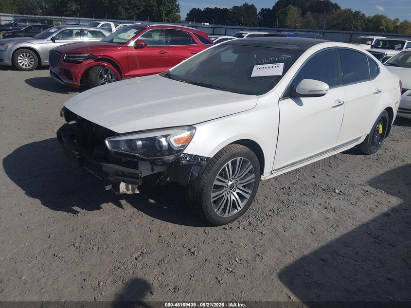 2015 KIA CADENZA PREMIUM · Photo 2