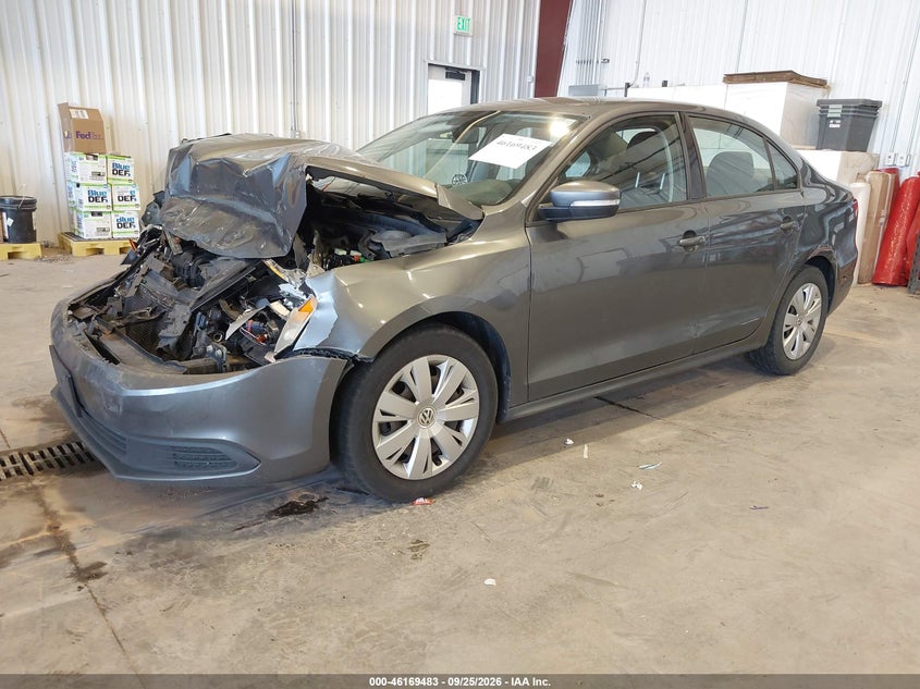 2012 Volkswagen Jetta 2.5L Se, Front End, IAAI, VIN 3VWDP7AJ2CM130762 — photo 2