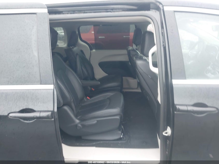 CHRYSLER PACIFICA HYBRID - zdjęcie 8