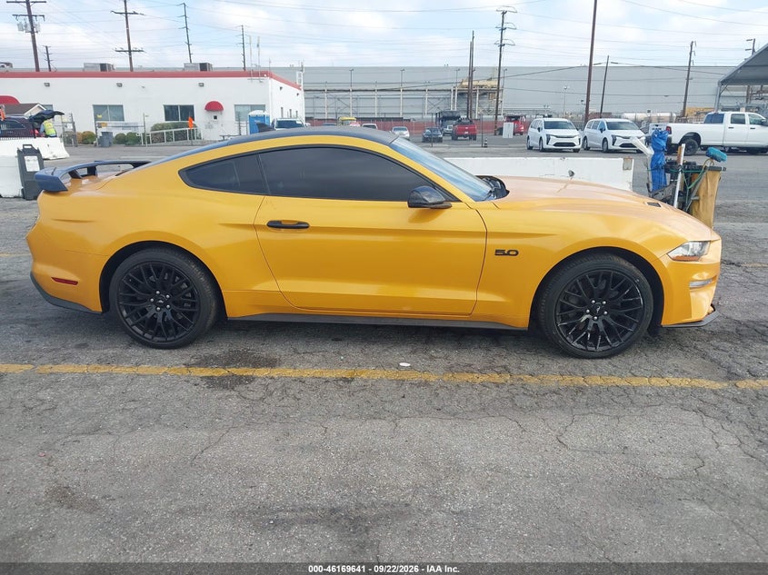 FORD MUSTANG - zdjęcie 14