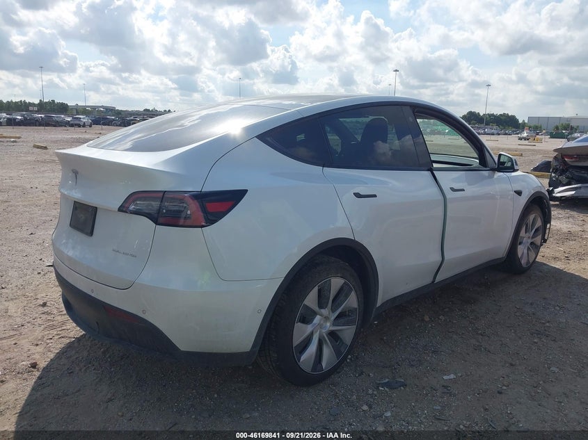 TESLA MODEL Y - zdjęcie 4