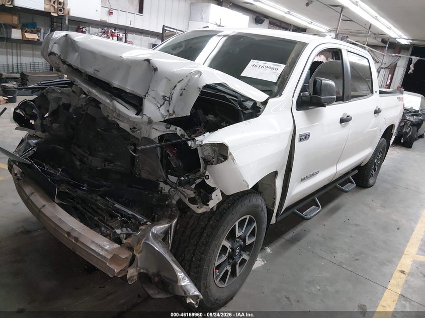Vin: 5tfdw5f13gx544698, lot: 46669802, toyota tundra sr5 5.7l v8 20162