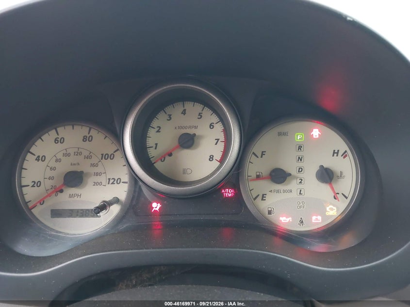 2002 TOYOTA RAV4 auction photo 7