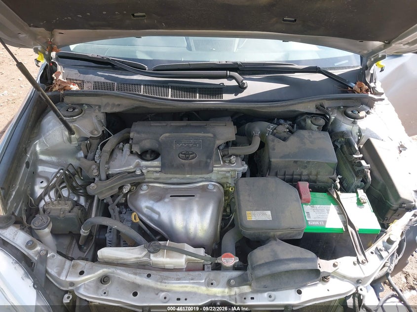 TOYOTA CAMRY - zdjęcie 10