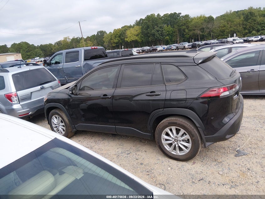 TOYOTA COROLLA CROSS - zdjęcie 15
