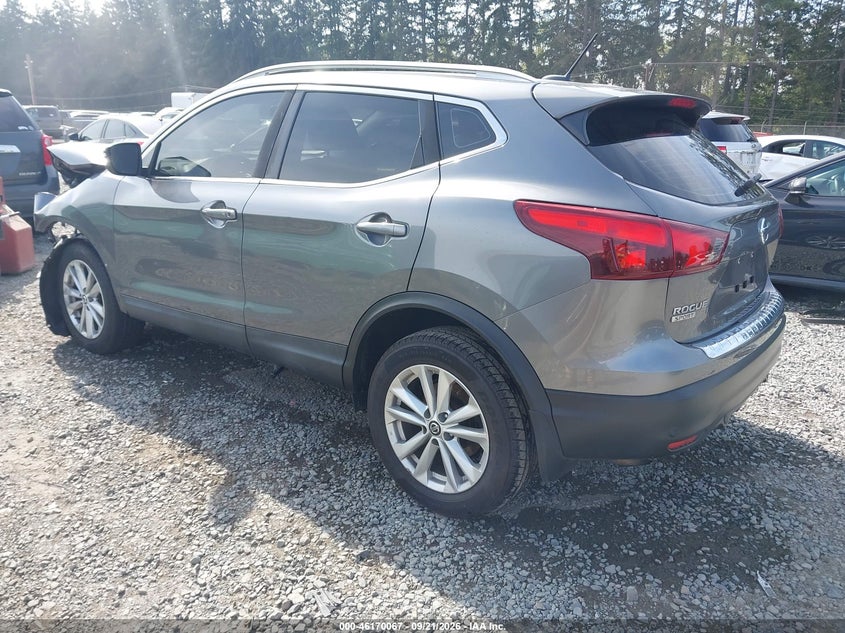 Vin: jn1bj1cpxkw523517, lot: 46669909, nissan rogue sport sv 20193