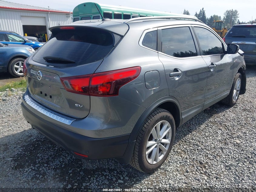Vin: jn1bj1cpxkw523517, lot: 46669909, nissan rogue sport sv 20194