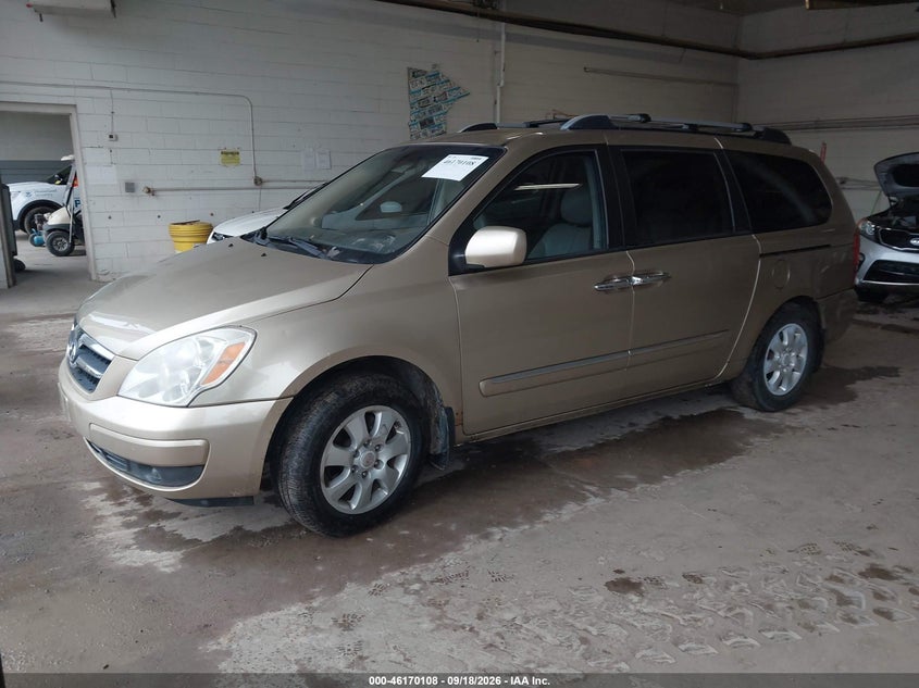 2007 HYUNDAI ENTOURAGE auction photo 2