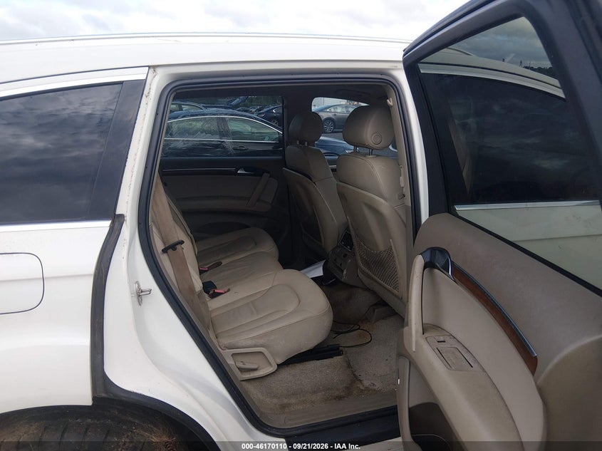 AUDI Q7 2007 VIN WA1BY74L37D049351