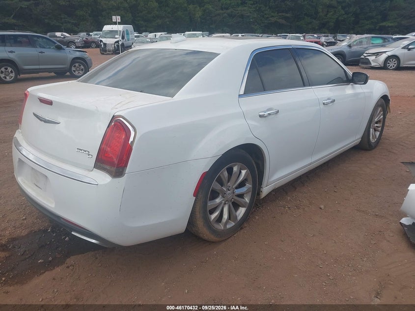 2015 CHRYSLER 300C auction photo 4