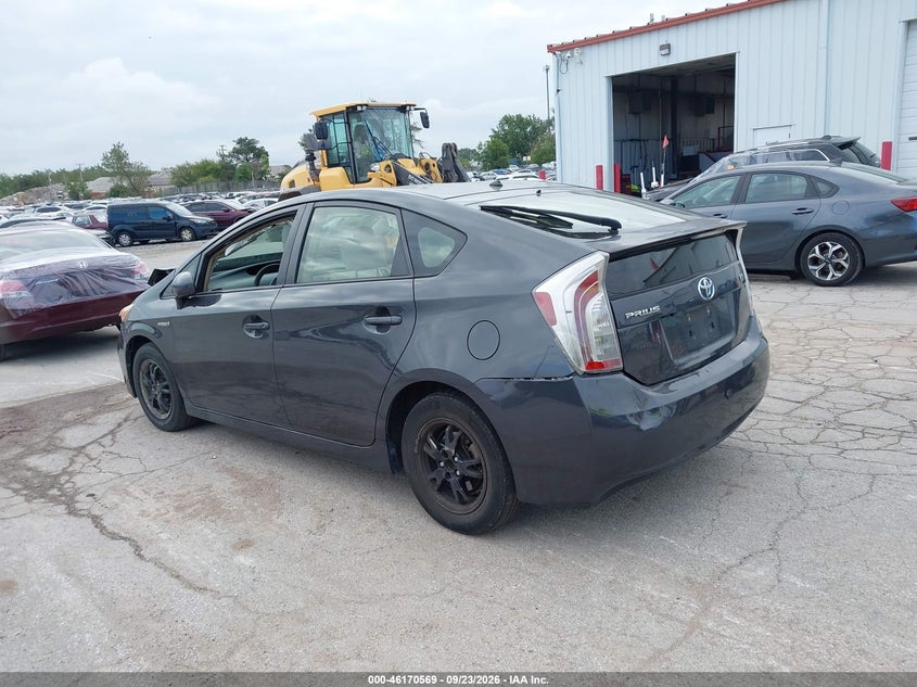Vin: jtdkn3du0f0397873, lot: 46670411, toyota prius two 20153