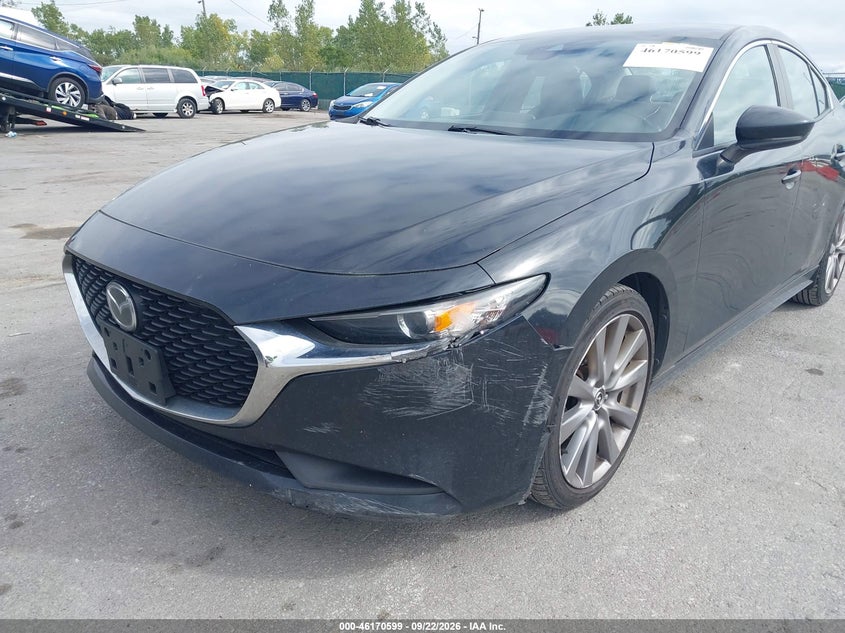 MAZDA MAZDA3 - zdjęcie 17