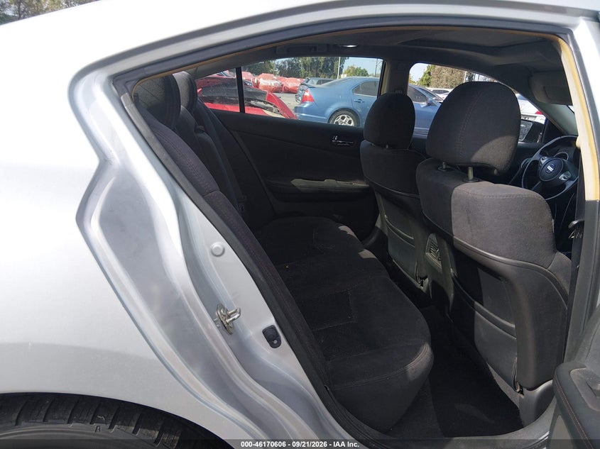 2014 NISSAN MAXIMA auction photo 8