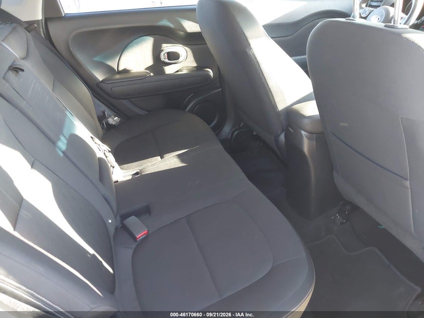 2014 KIA SOUL auction photo 8