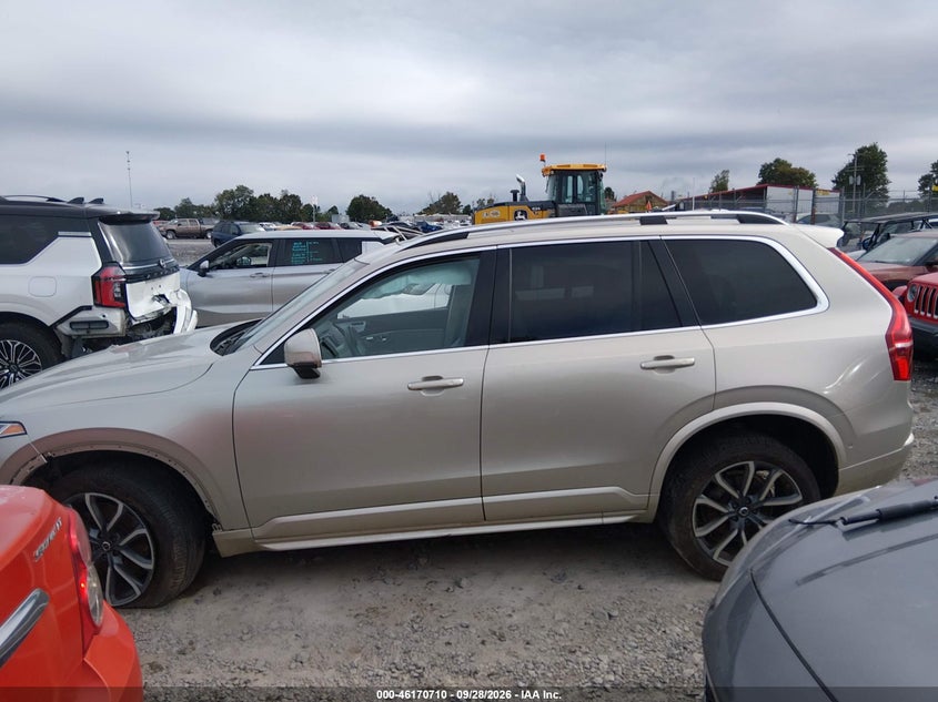 2017 VOLVO XC90 T6 MOMENTUM · Фото 14