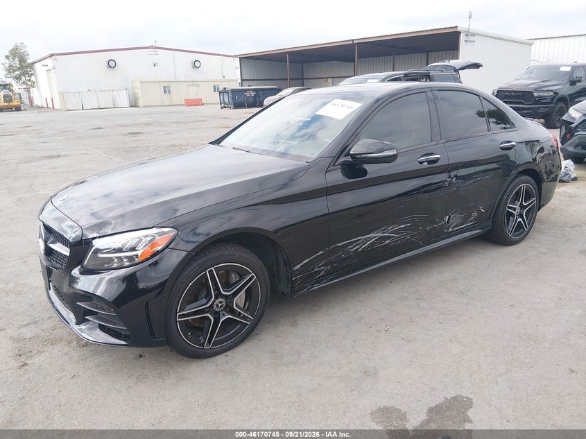 2020 Mercedes-Benz C 300 4Matic, Left Side, IAAI, VIN 55SWF8EB0LU324345 — photo 2