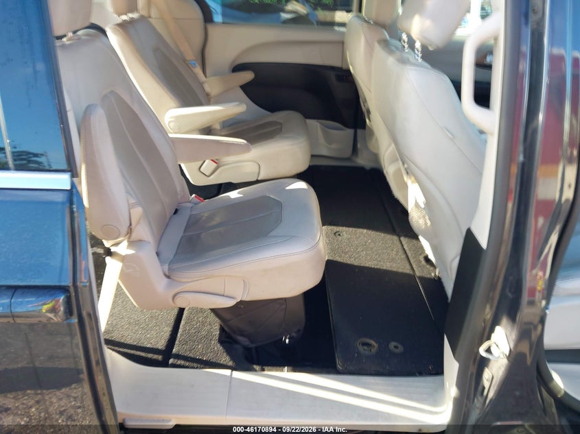 CHRYSLER PACIFICA - zdjęcie 8