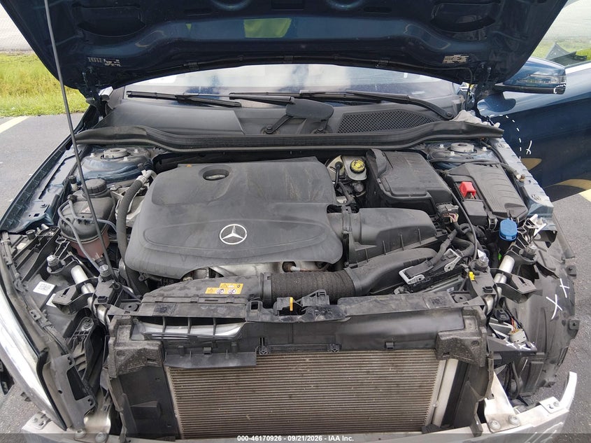 MERCEDES-BENZ GLA 250 - zdjęcie 10