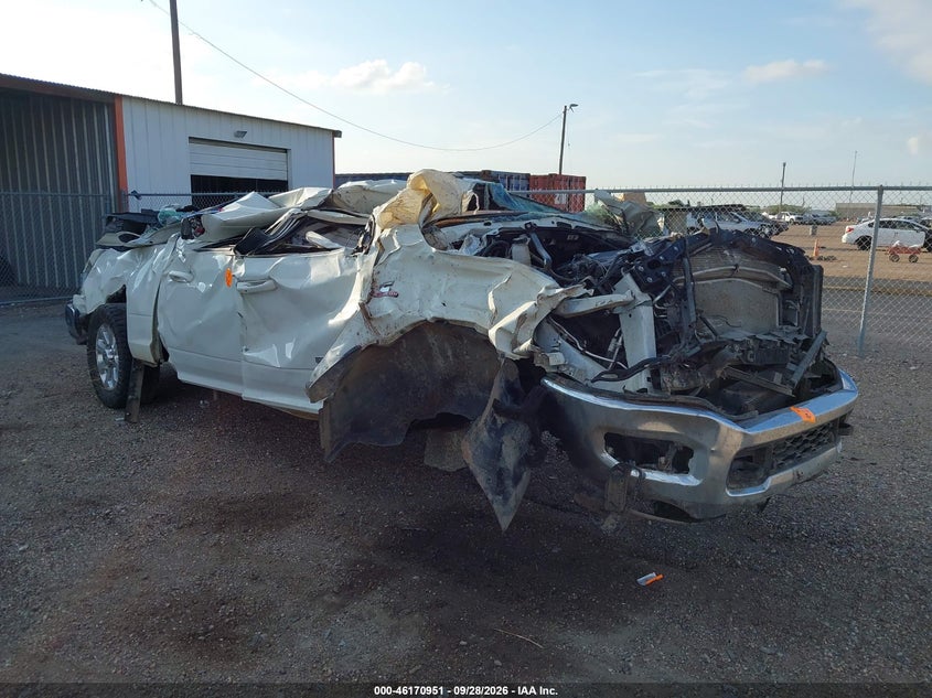 Vin: 3c6ur5nl5pg616717, lot: 46670793, ram 2500 laramie  4x4 6'4 box 2023 img_1