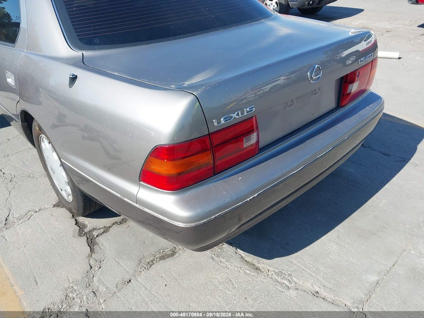 Фото 6 - LEXUS LS