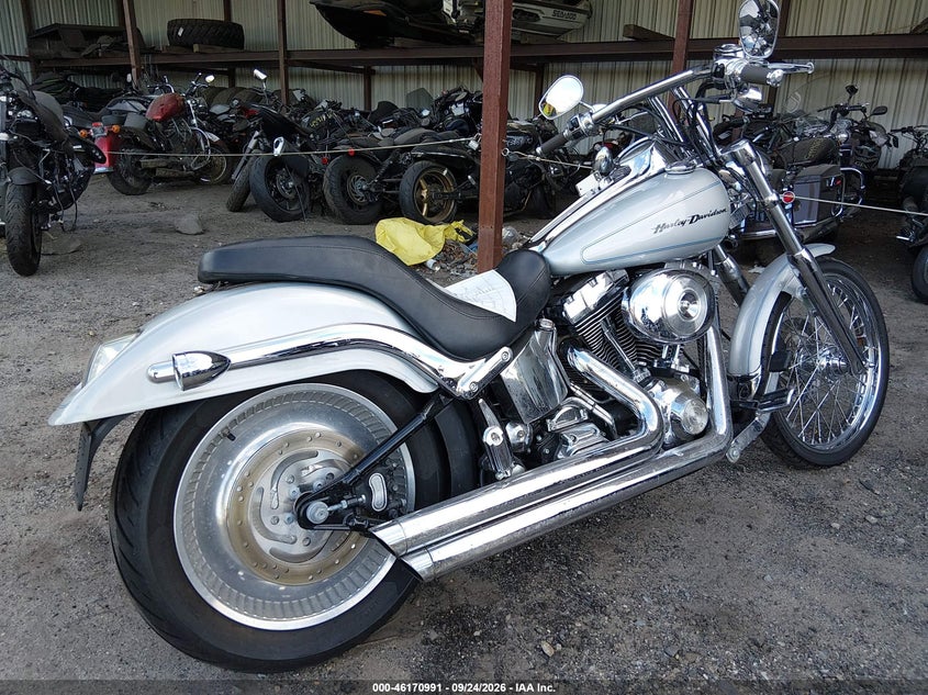 HARLEY-DAVIDSON FXSTD 2006