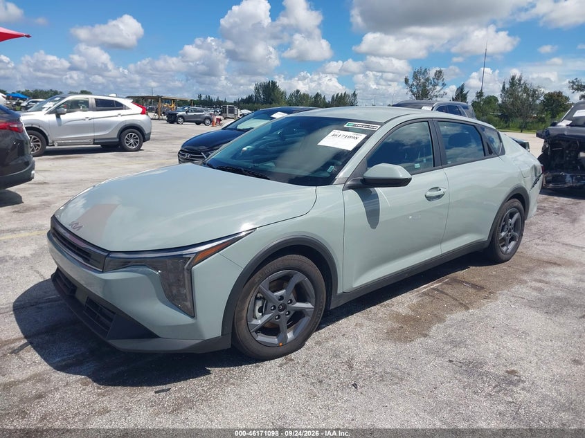 Vin: 3kpft4de0te285373, lot: 46670940, kia k4 lxs 20262